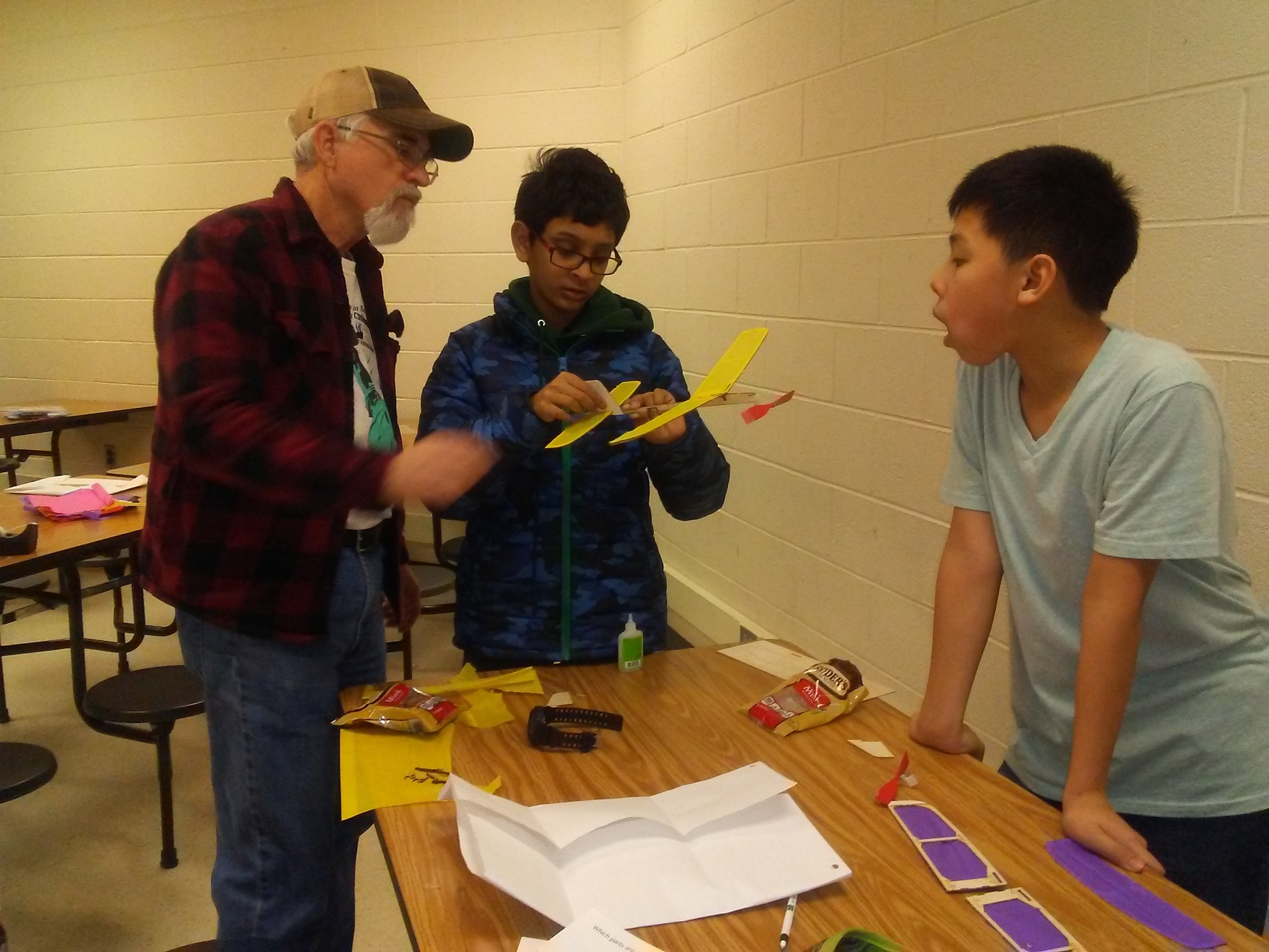 NVRC Volunteer working with local school STEM club